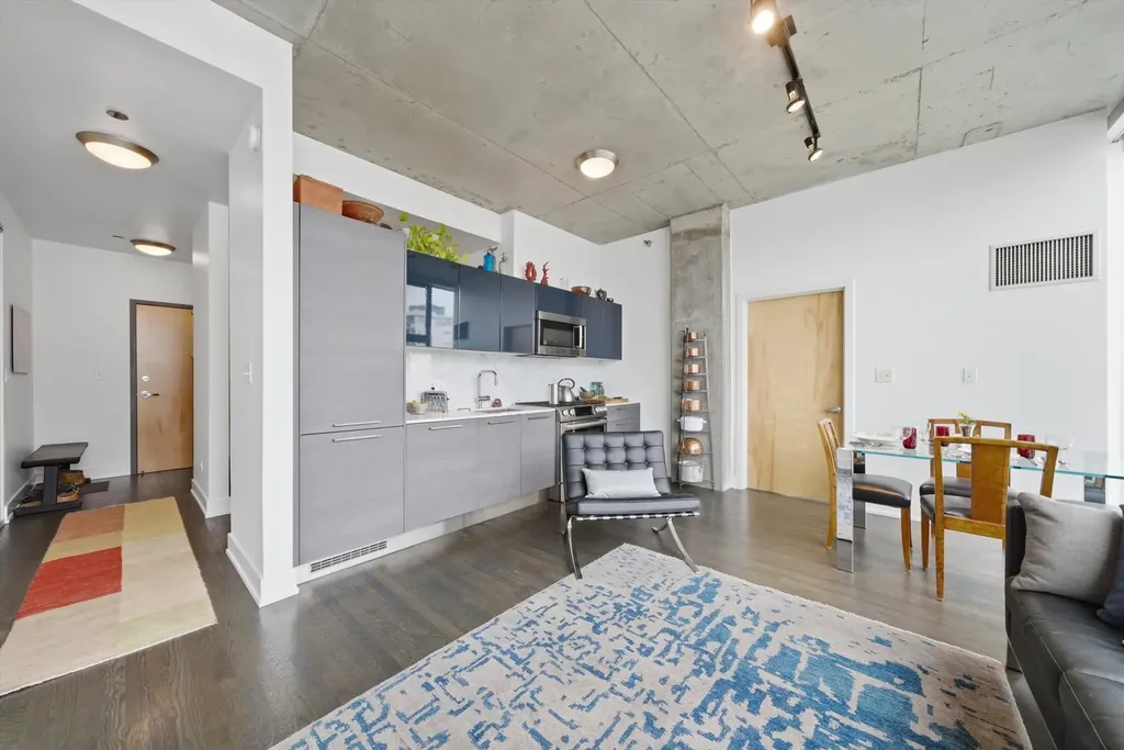 1720 South Michigan Avenue Chicago IL 60616