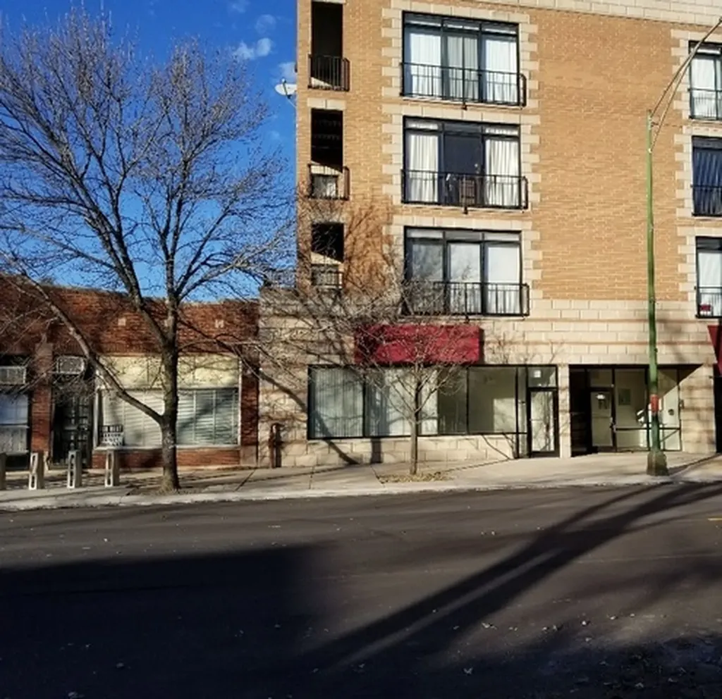 2306 West Touhy Avenue Chicago IL 60645