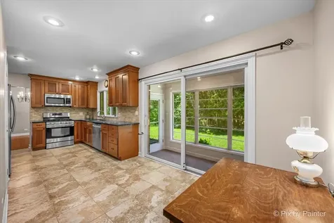 824 Skyline Drive Barrington IL 60010