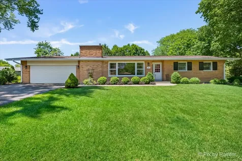 824 Skyline Drive Barrington IL 60010
