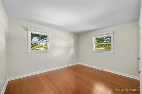 824 Skyline Drive Barrington IL 60010