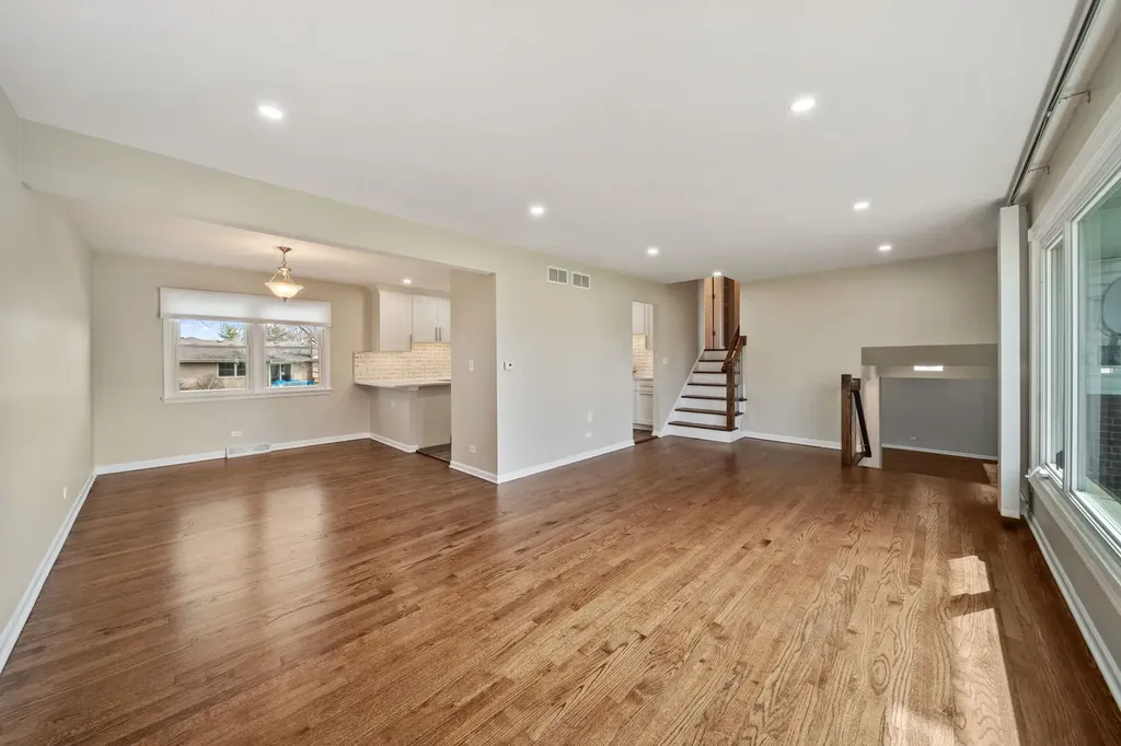 1502 Carrol Court Darien IL 60561