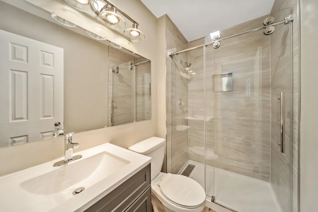 1502 Carrol Court Darien IL 60561