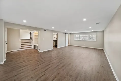 1502 Carrol Court Darien IL 60561