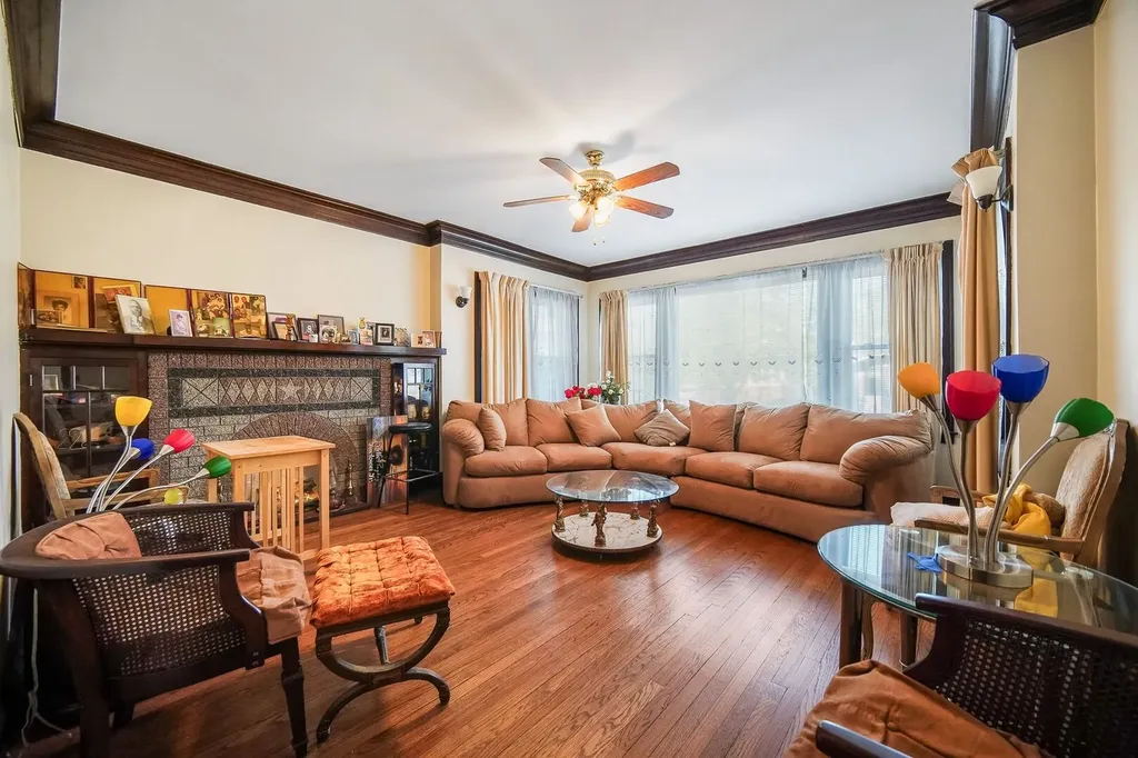 8305 South Throop Street Chicago IL 60620
