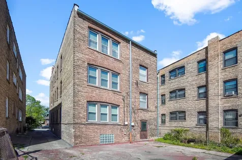 8305 South Throop Street Chicago IL 60620