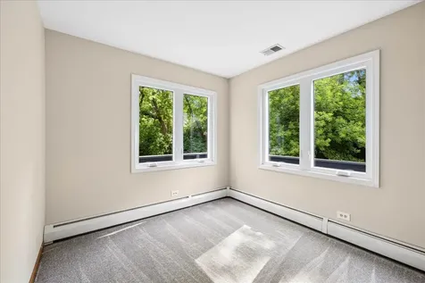 4402 Barreville Road Crystal Lake IL 60012