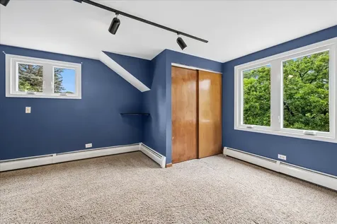 4402 Barreville Road Crystal Lake IL 60012