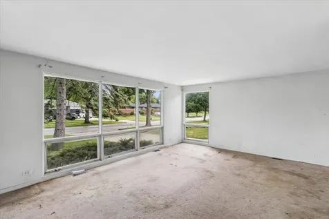 719 West Dresser Drive Mount Prospect IL 60056