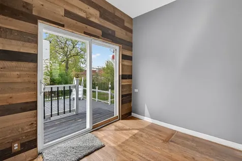 9018 South Brandon Avenue Chicago IL 60617