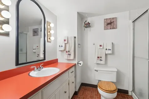 1003 Country Drive Shorewood IL 60404