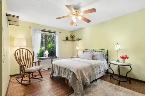 1003 Country Drive Shorewood IL 60404