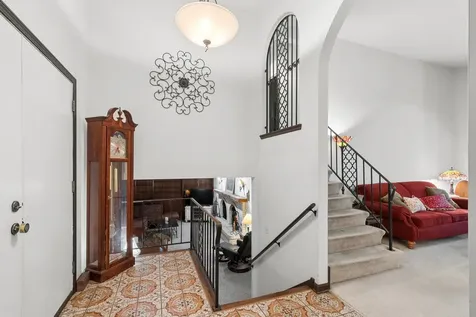 1003 Country Drive Shorewood IL 60404