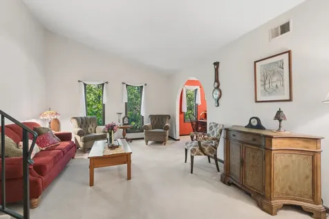 1003 Country Drive Shorewood IL 60404