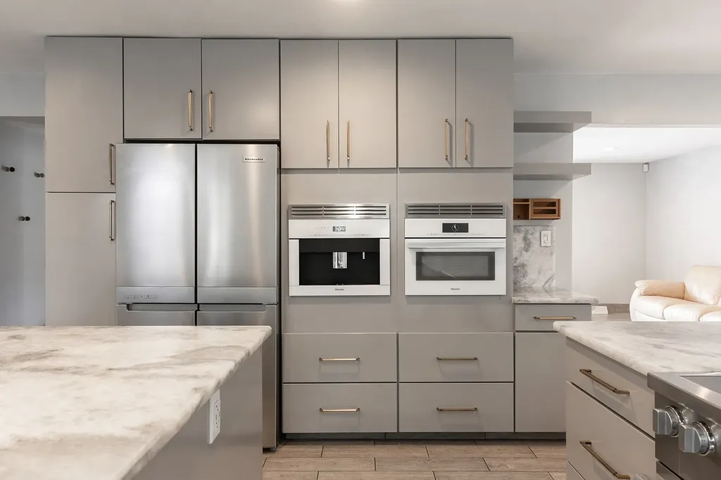 7810 Del Court Darien IL 60561