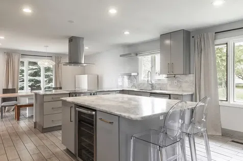 7810 Del Court Darien IL 60561