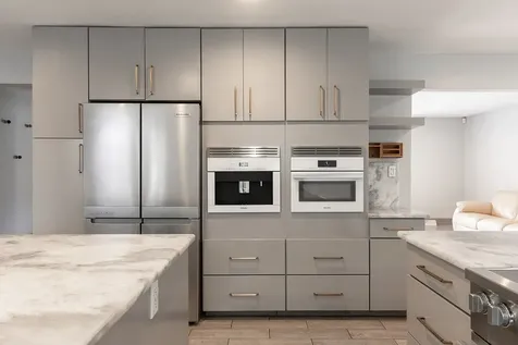 7810 Del Court Darien IL 60561