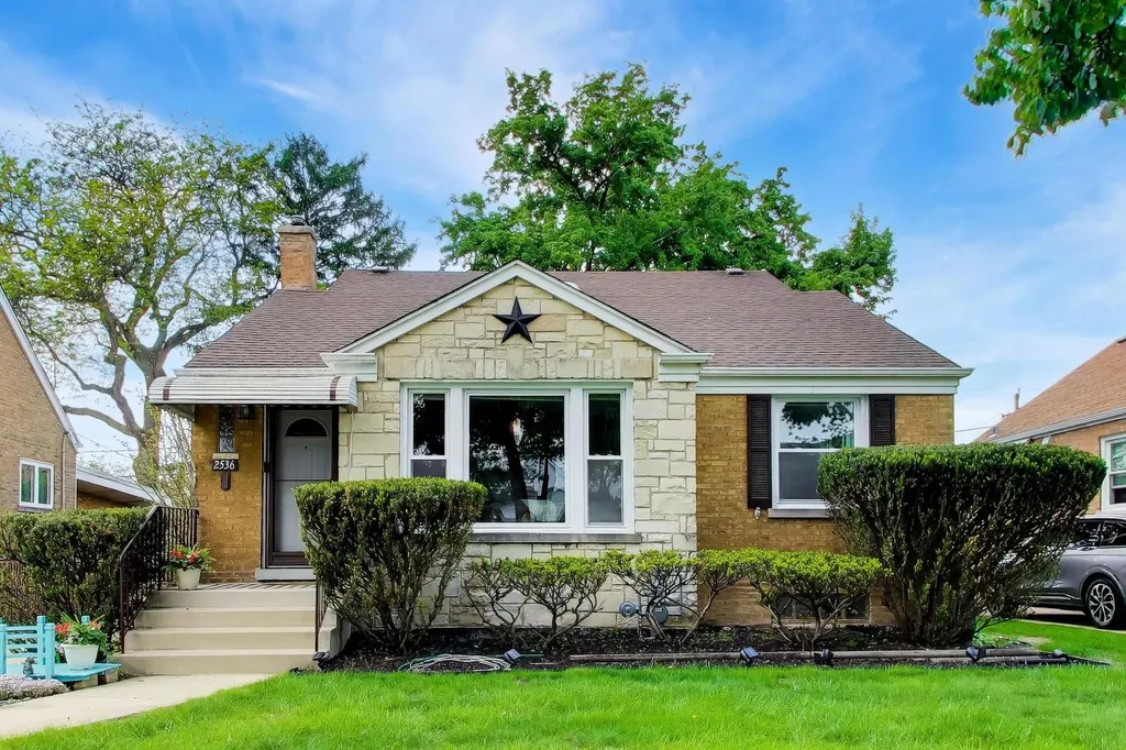 2536 South 5th Avenue North Riverside IL 60546