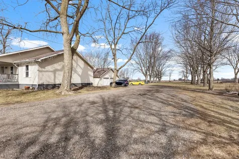 510 West Railroad Street Lamoille IL 61330