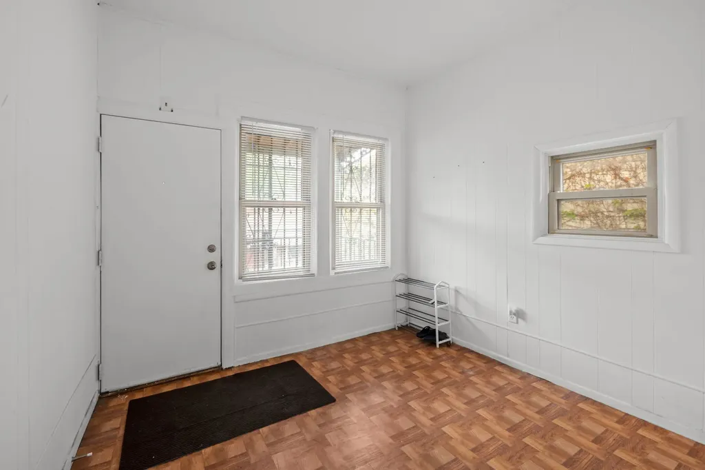 2250 South Sacramento Avenue Chicago IL 60623