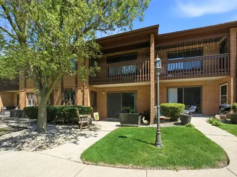1402 Woodhollow Drive Flossmoor IL 60422