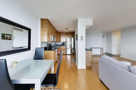 3900 North Lake Shore Drive Chicago IL 60613