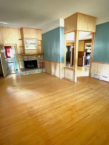 164 Plum Street Elgin IL 60120