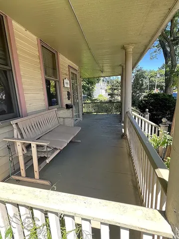 164 Plum Street Elgin IL 60120