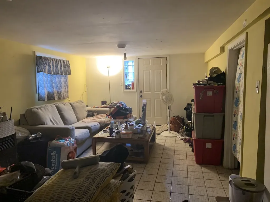 1041 North Central Park Avenue Chicago IL 60651