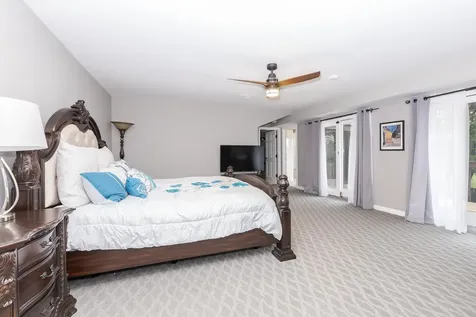 1810 Cardinal Court Pontiac IL 61764