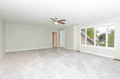 1810 Cardinal Court Pontiac IL 61764