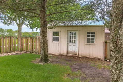 1810 Cardinal Court Pontiac IL 61764