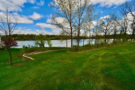 1176 Mystic Cove Drive Antioch IL 60002