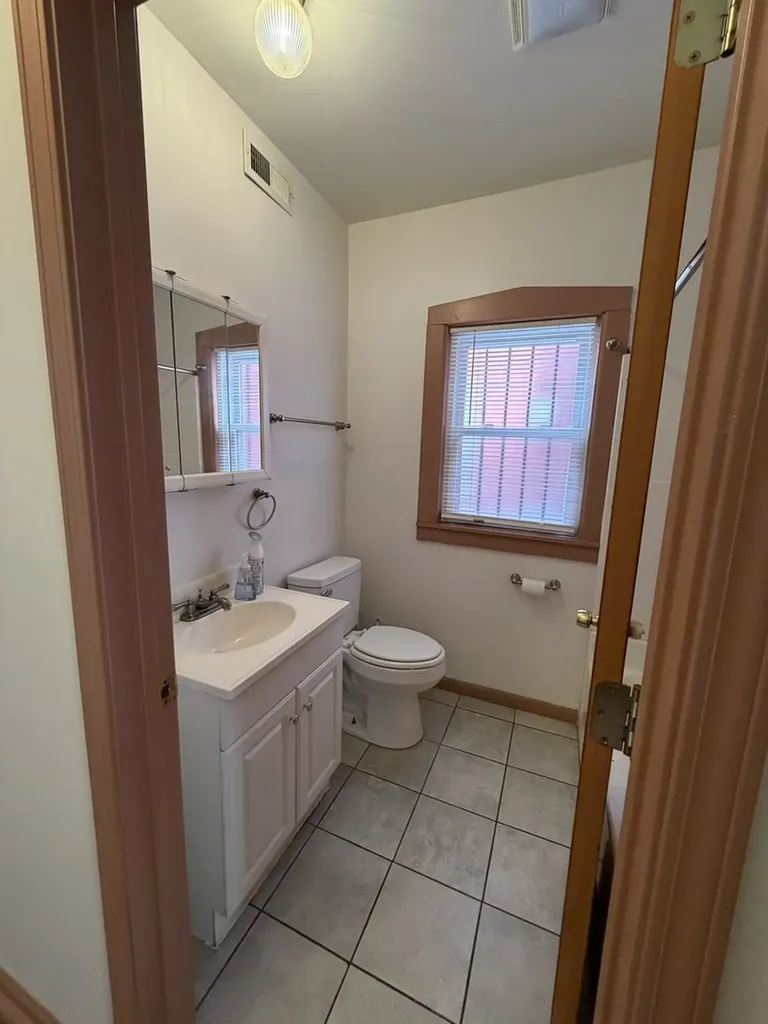 7402 South Racine Avenue Chicago IL 60636