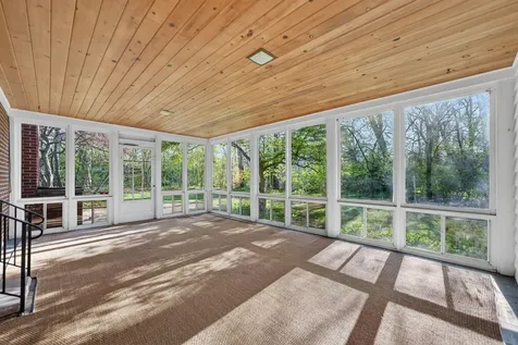 1620 Arden Avenue Rockford IL 61107