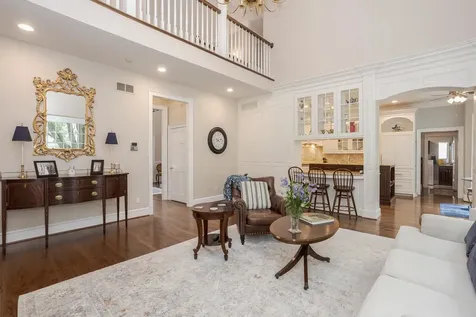 3301 Wisteria Lane Bloomington IL 61704