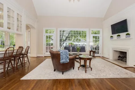 3301 Wisteria Lane Bloomington IL 61704