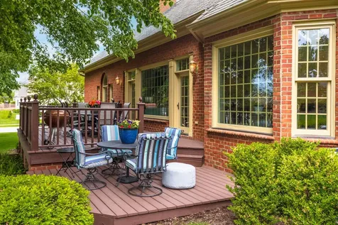 3301 Wisteria Lane Bloomington IL 61704