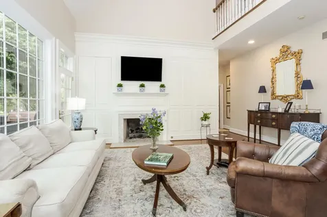 3301 Wisteria Lane Bloomington IL 61704