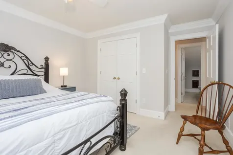 3301 Wisteria Lane Bloomington IL 61704