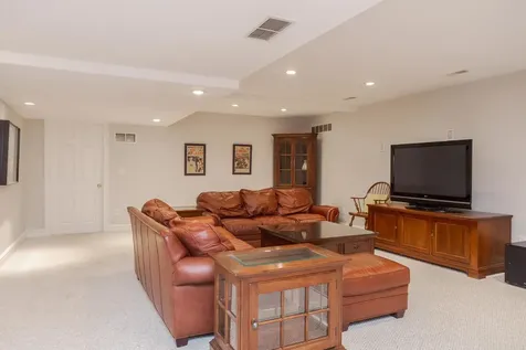3301 Wisteria Lane Bloomington IL 61704