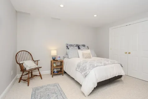 3301 Wisteria Lane Bloomington IL 61704