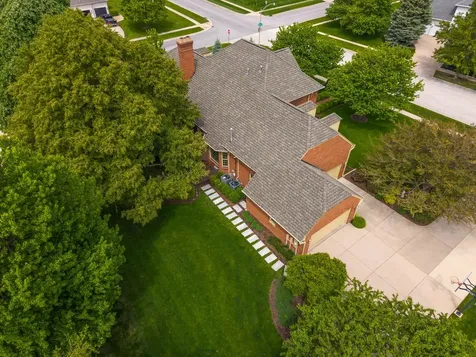 3301 Wisteria Lane Bloomington IL 61704