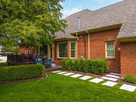 3301 Wisteria Lane Bloomington IL 61704