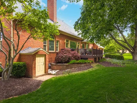 3301 Wisteria Lane Bloomington IL 61704