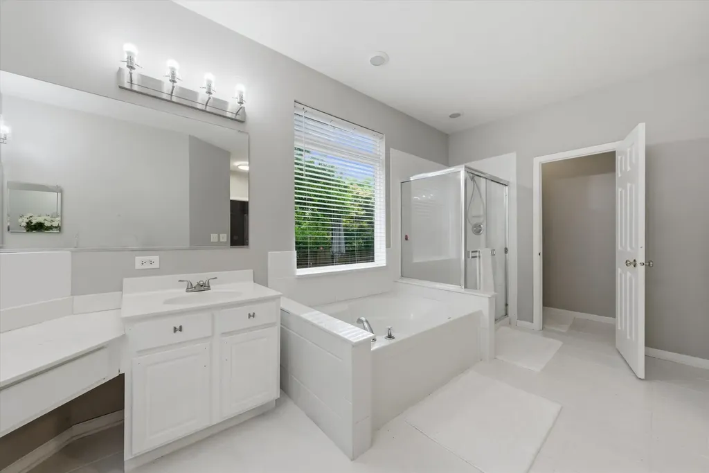 1571 Woodland Lane Bolingbrook IL 60490