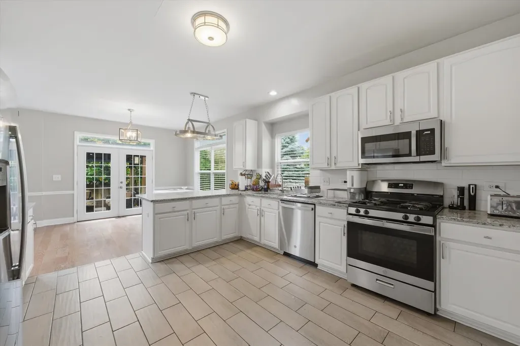 1571 Woodland Lane Bolingbrook IL 60490