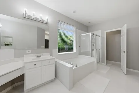 1571 Woodland Lane Bolingbrook IL 60490
