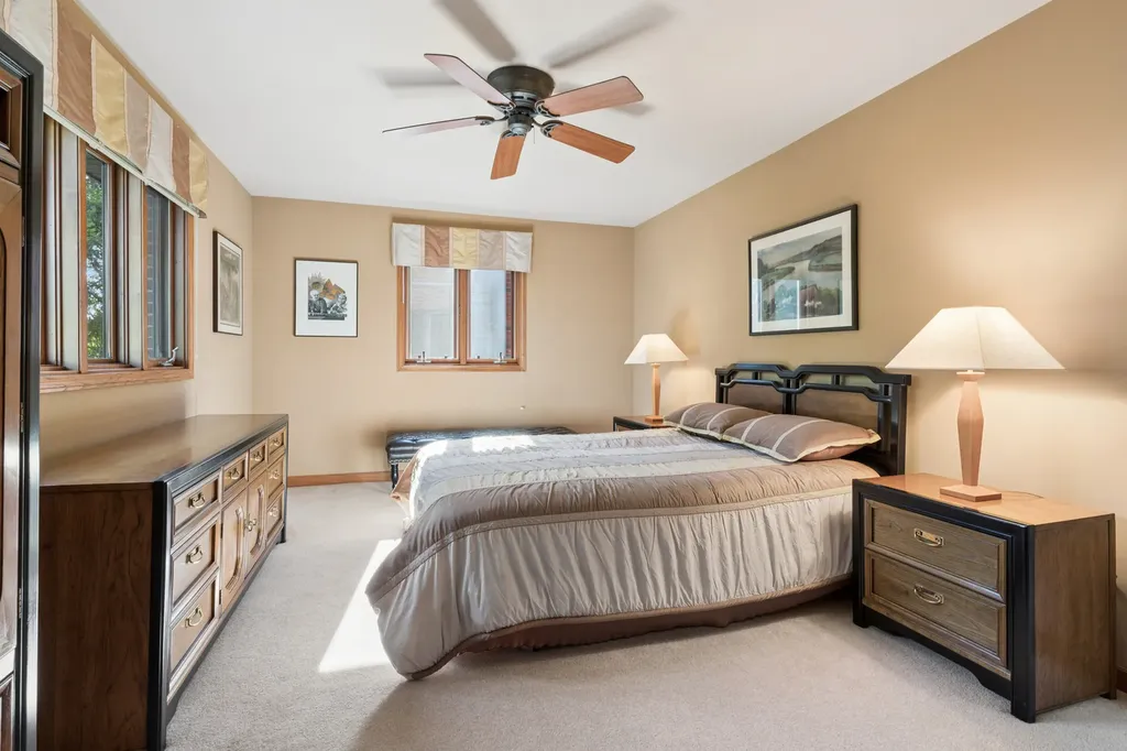 2208 Milton Avenue Park Ridge IL 60068