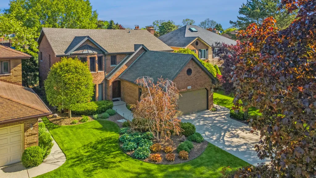 2208 Milton Avenue Park Ridge IL 60068